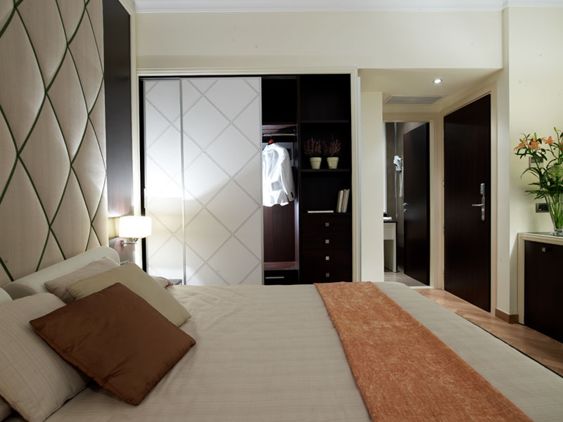 διαμονή φιλοξενία με διακριτική πολυτέλεια σε ευρύχωρα δωμάτια Σπάρτη hotel-menelaion-rooms-4